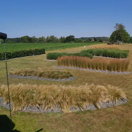 Nocleg ze śniadaniem Entre Champs 4*